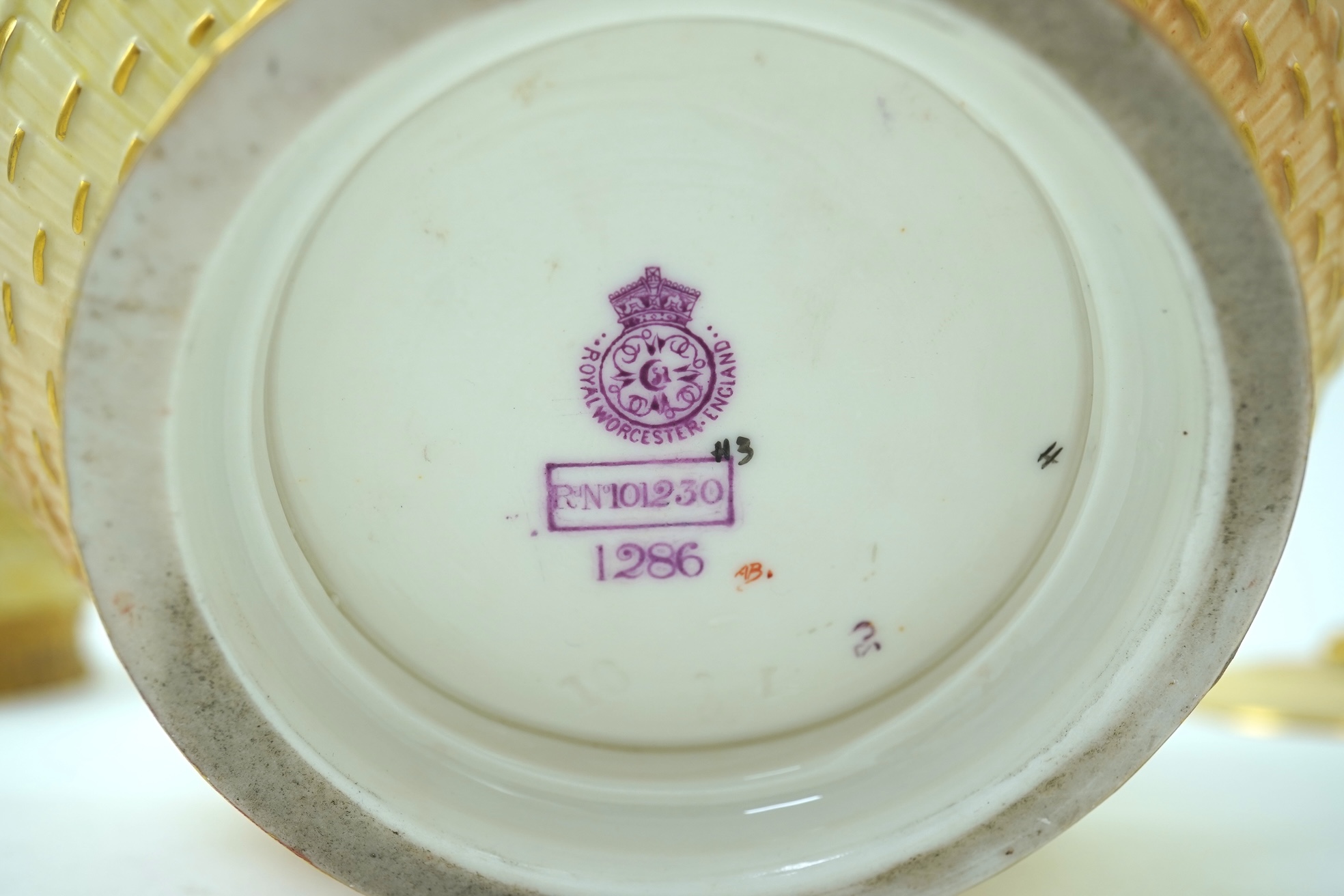 A Royal Worcester blush ivory pot pourri, cover and liner, c.1896